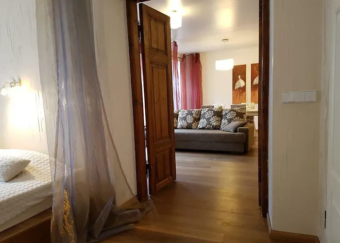 Old Town Апартаменти *